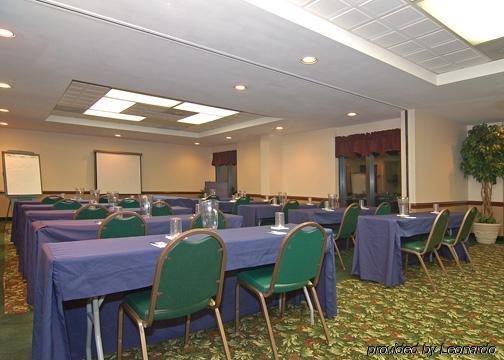 Quality Inn & Suites Biltmore South Arden Facilities photo